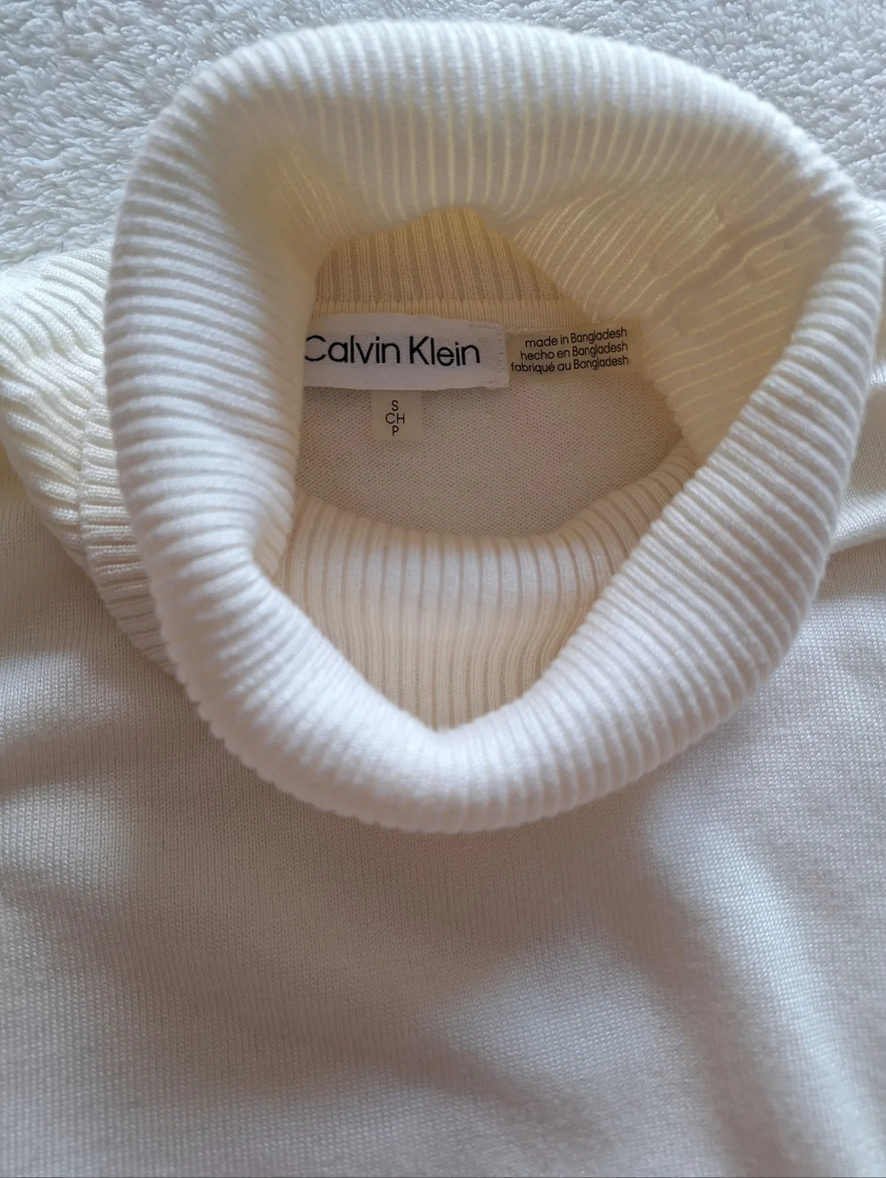 Calvin Klein White Ribbed Turtleneck Sweater Size S READ: Minor Flaw